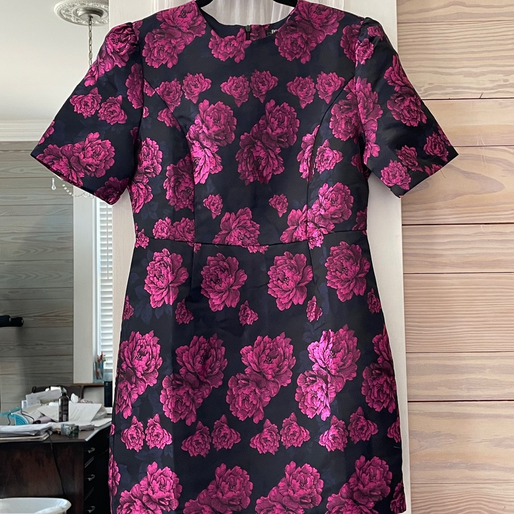 Fashion Union pink & black 6P. Fits snug